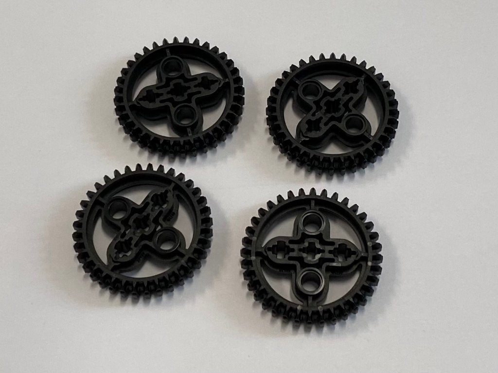 Partij 4x nieuwe grote zwarte Lego Technic tandwielen