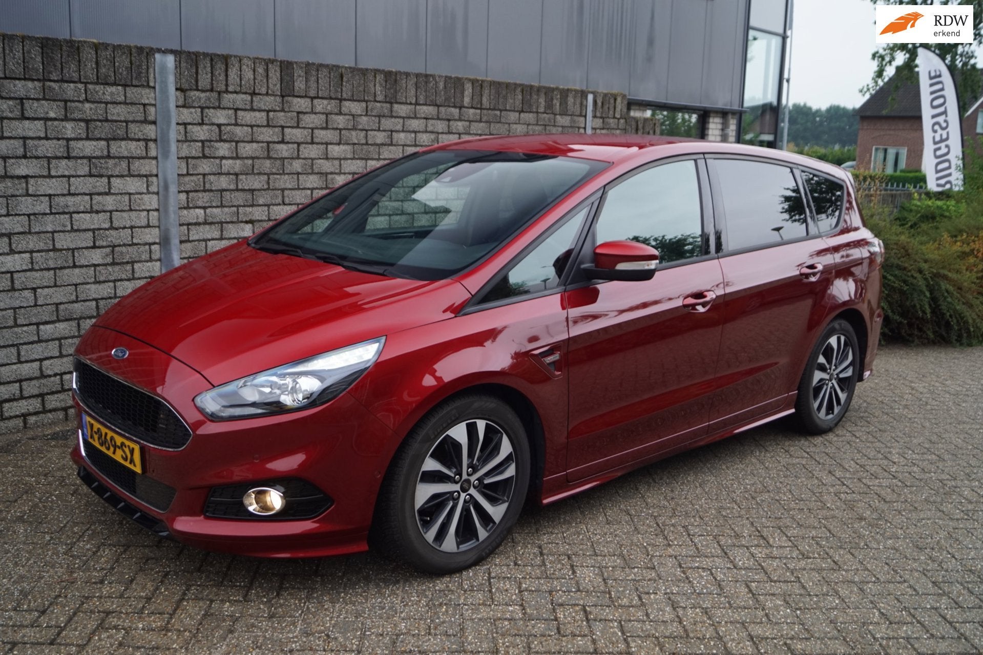 Ford S-Max 1.5 ST-Line Sportst Stoel en Voorruitverw Navi Cl, Auto's, Voorwielaandrijving, Dealer onderhouden, 4 cilinders, Bedrijf