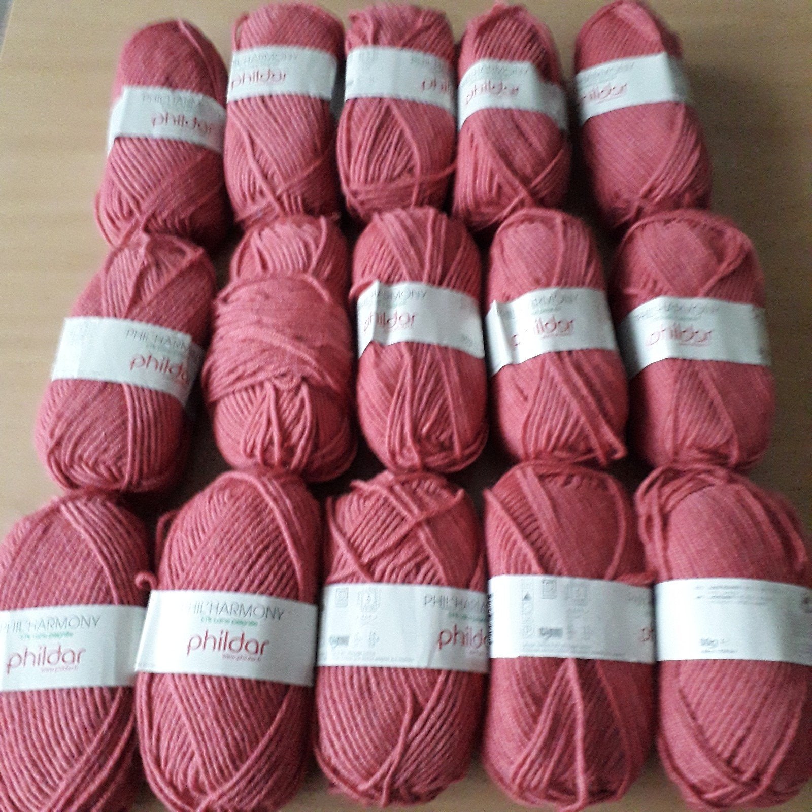 Nieuwe bollen PHILDAR (15stuks), Hobby en Vrije tijd, Ophalen, Nieuw, Breien of Haken, Wol of Garen