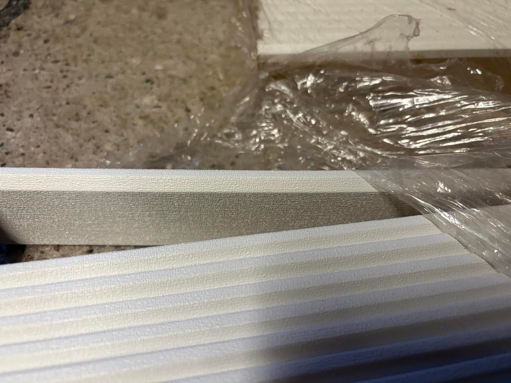 Nieuwe MDF plinten, 4 pakken, 4,50 breed, Doe-het-zelf en Verbouw, Plinten en Afwerking, Ophalen, Nieuw, Mdf, 250 cm of meer