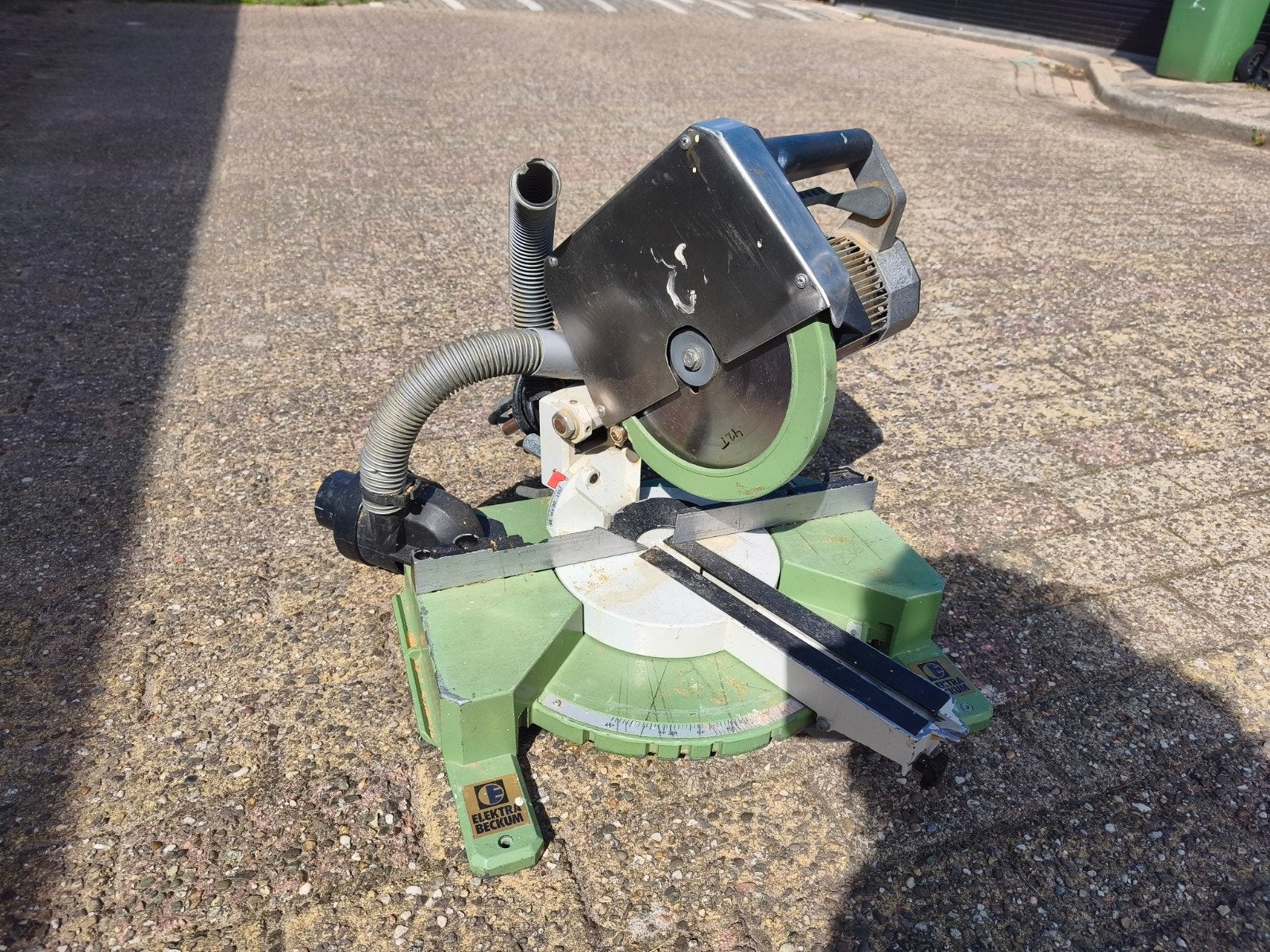 Elektra Beckum Afkortzaag - Gebruikt maar functioneel, Doe-het-zelf en Verbouw, Ophalen, Elektra Beckum, Gebruikt, 600 tot 1200 watt