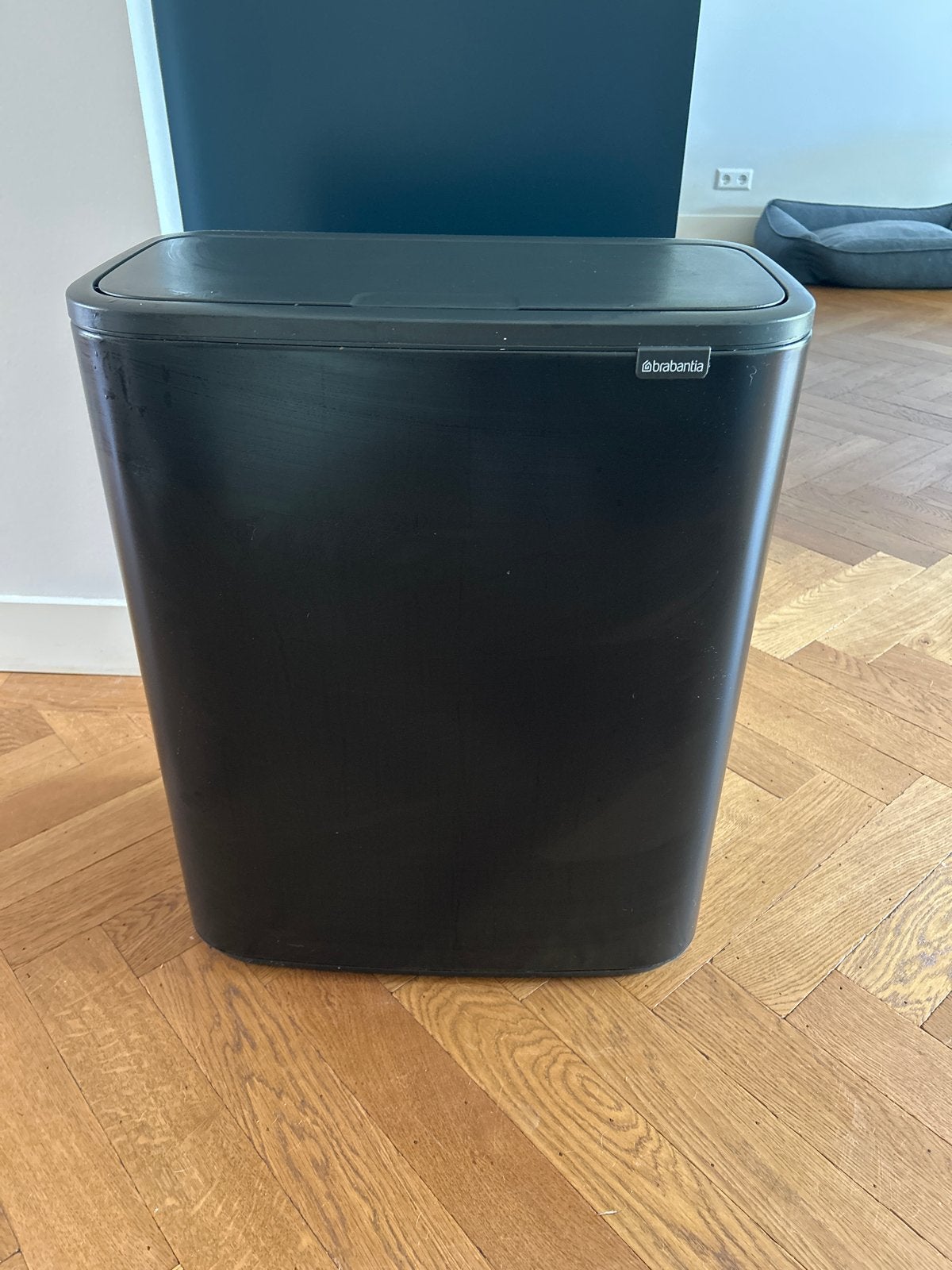 Brabantia Bo Touch Bin 60L - Zo goed als nieuw, Huis en Inrichting, Woonaccessoires | Prullenbakken, 40 liter of meer, Ophalen of Verzenden