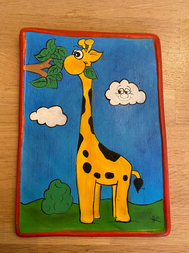 Vrolijke aardewerk schilderij giraffe voor kinderkamer, Ophalen of Verzenden, Minder dan 50 cm, Schilderij, Minder dan 50 cm