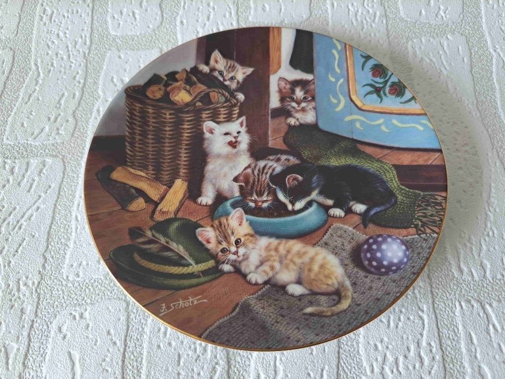 Poezen bij de Voerbak Wandbord Kahla 1991 (D20cm), Ophalen of Verzenden, Gebruikt