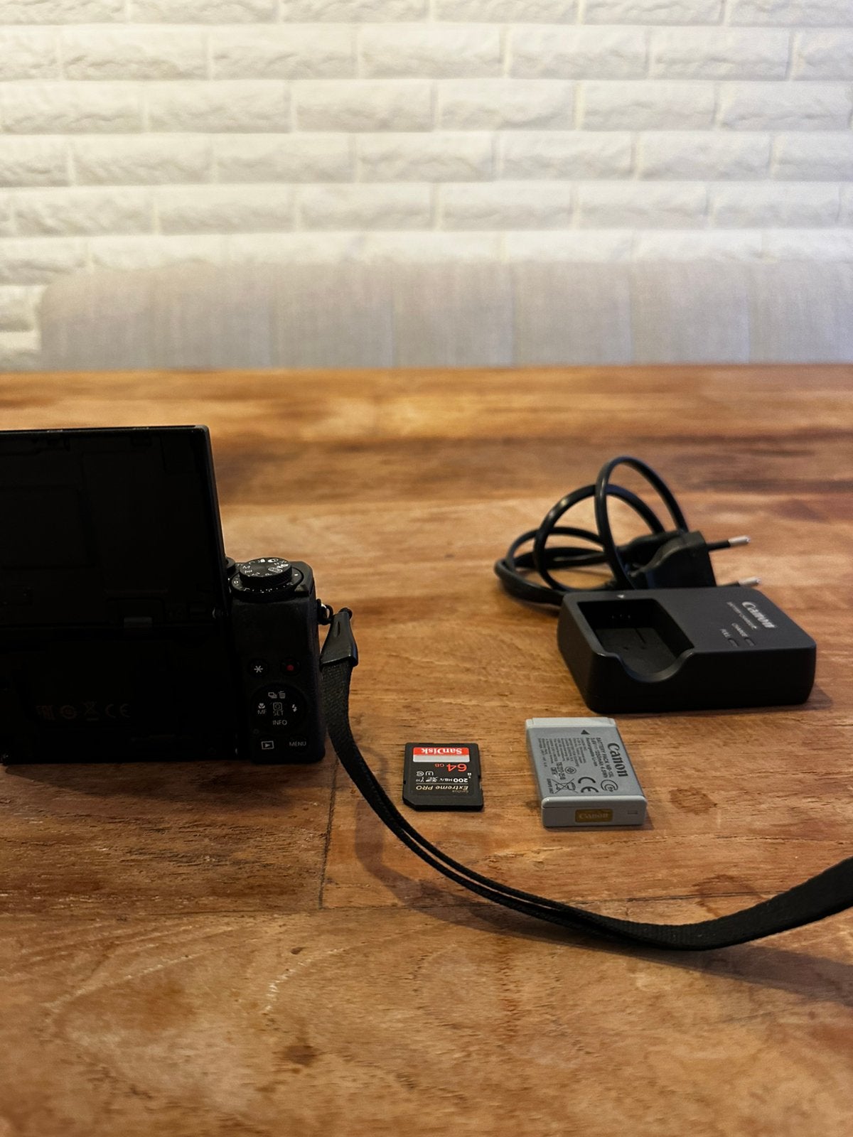 Mooie Canon powershot G7 X mark lll inclusief SD kaart 64GB, Audio, Tv en Foto, Fotocamera's Digitaal, Ophalen of Verzenden, Zo goed als nieuw