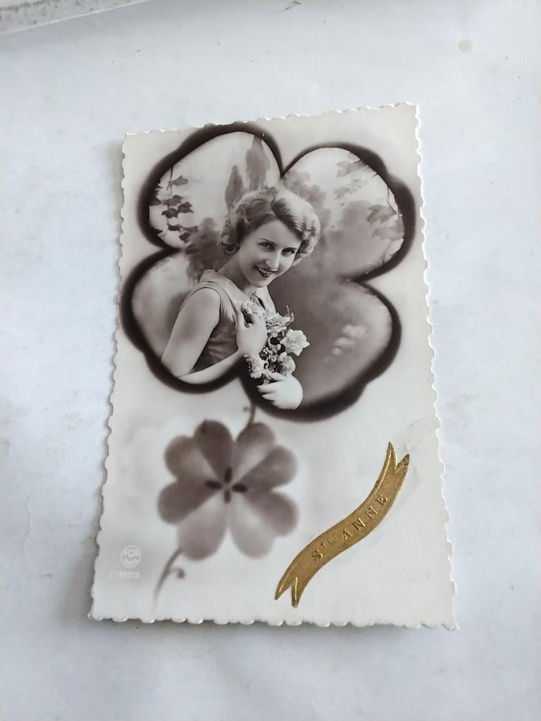 VROUW. IN KLAVERBLAD, Verzamelen, Ophalen of Verzenden, Voor 1920, Overige thema's
