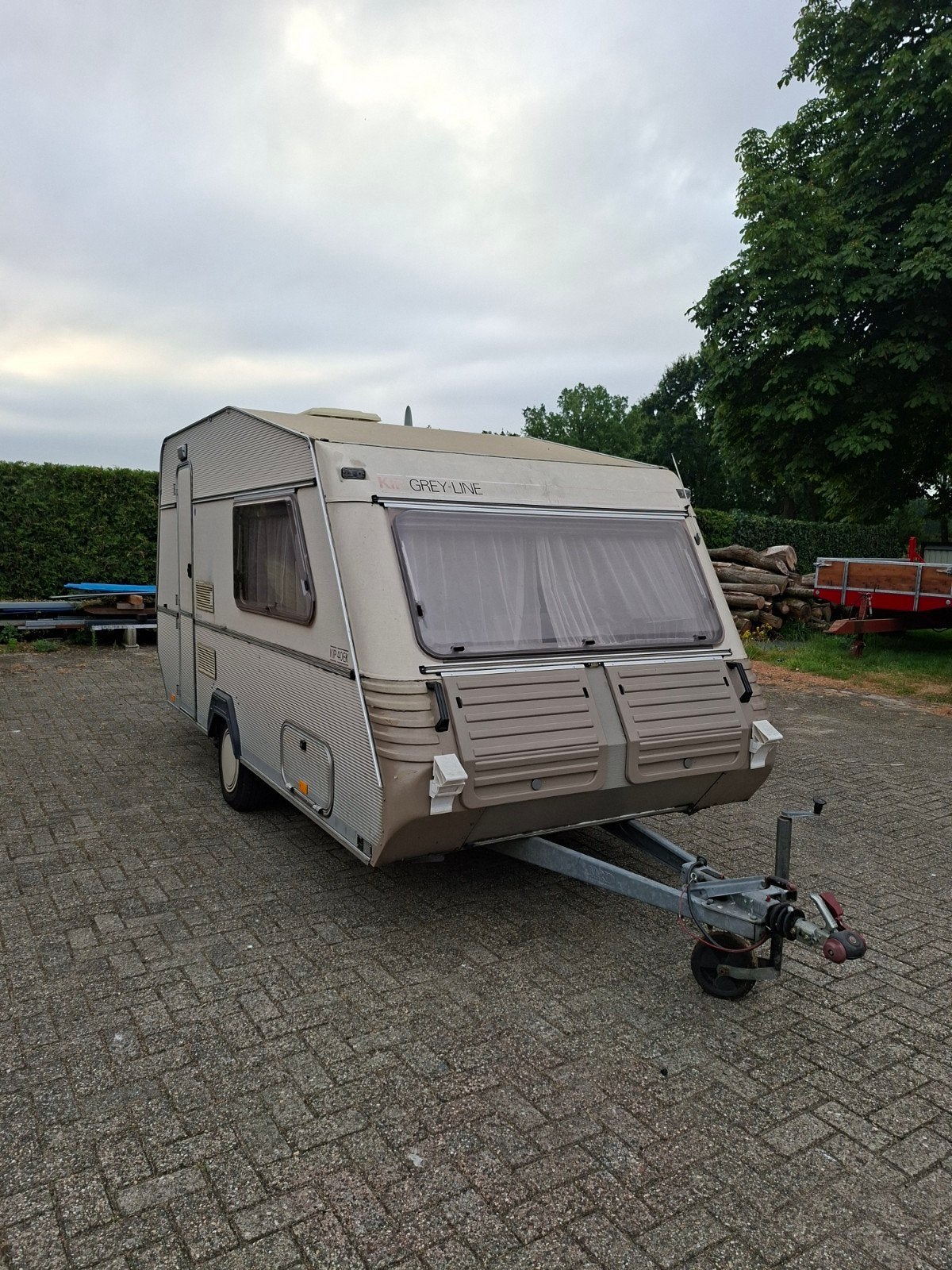 Compacte Grey-Line Caravan - Ideaal voor 2-3 personen, Caravans en Kamperen, Caravans, Particulier, Rondzit, Tot en met 4