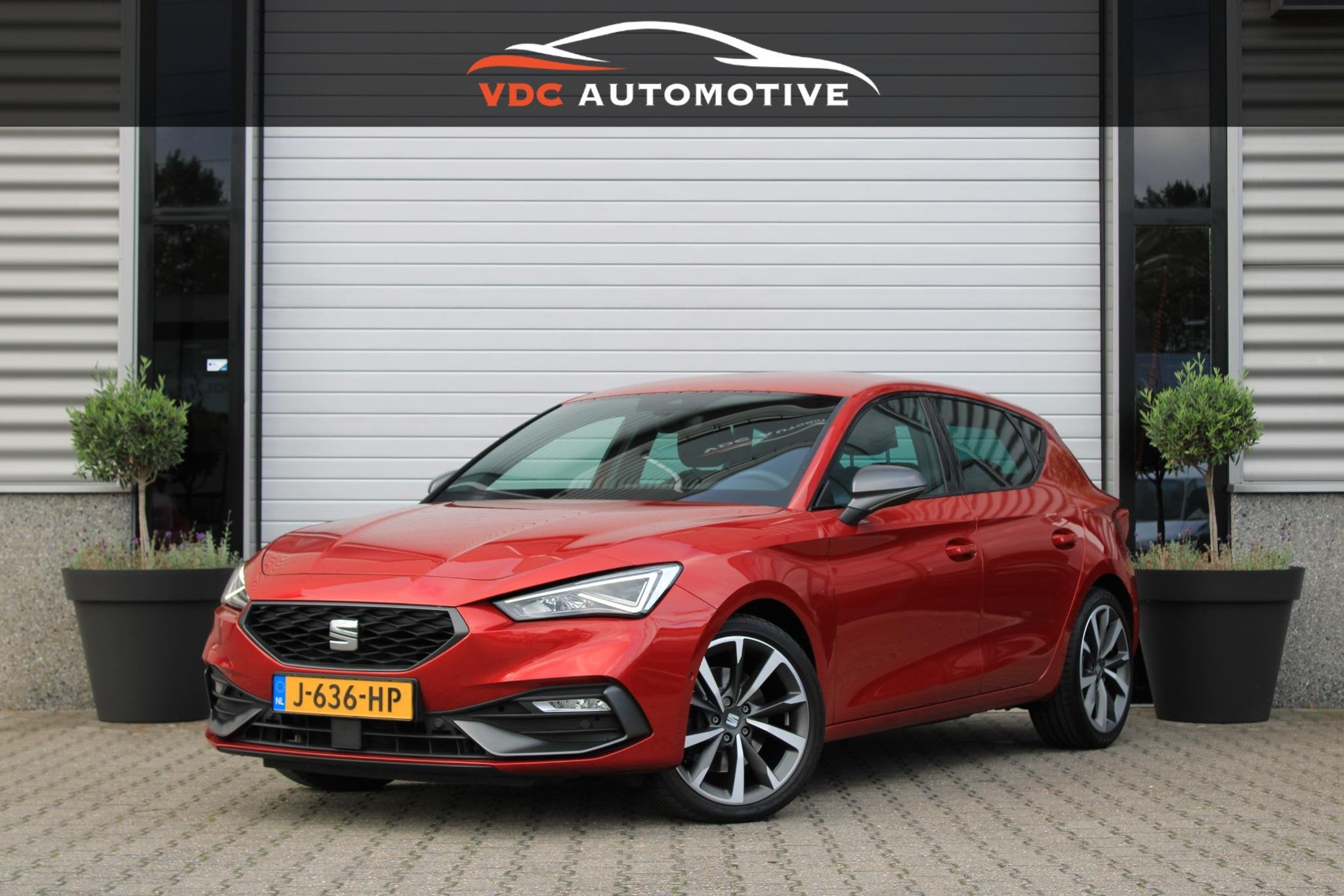 SEAT Leon 1.5 eTSI FR FR | Carplay | ACC | DCC | LED | Parke, Auto's, Seat, Dealer onderhouden, Stof, 4 cilinders, 150 pk