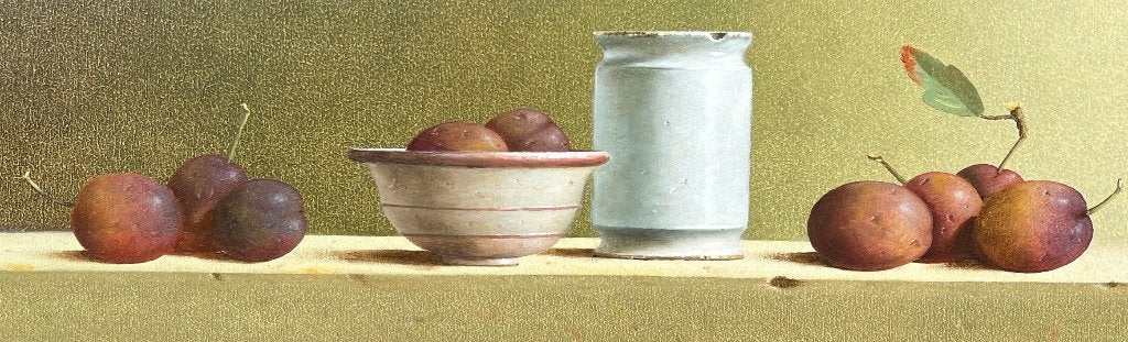 Pruimen op tafel en in een schaal en een zalfpotje. Leo Pors, Ophalen, Paneel, Realistisch, Stilleven