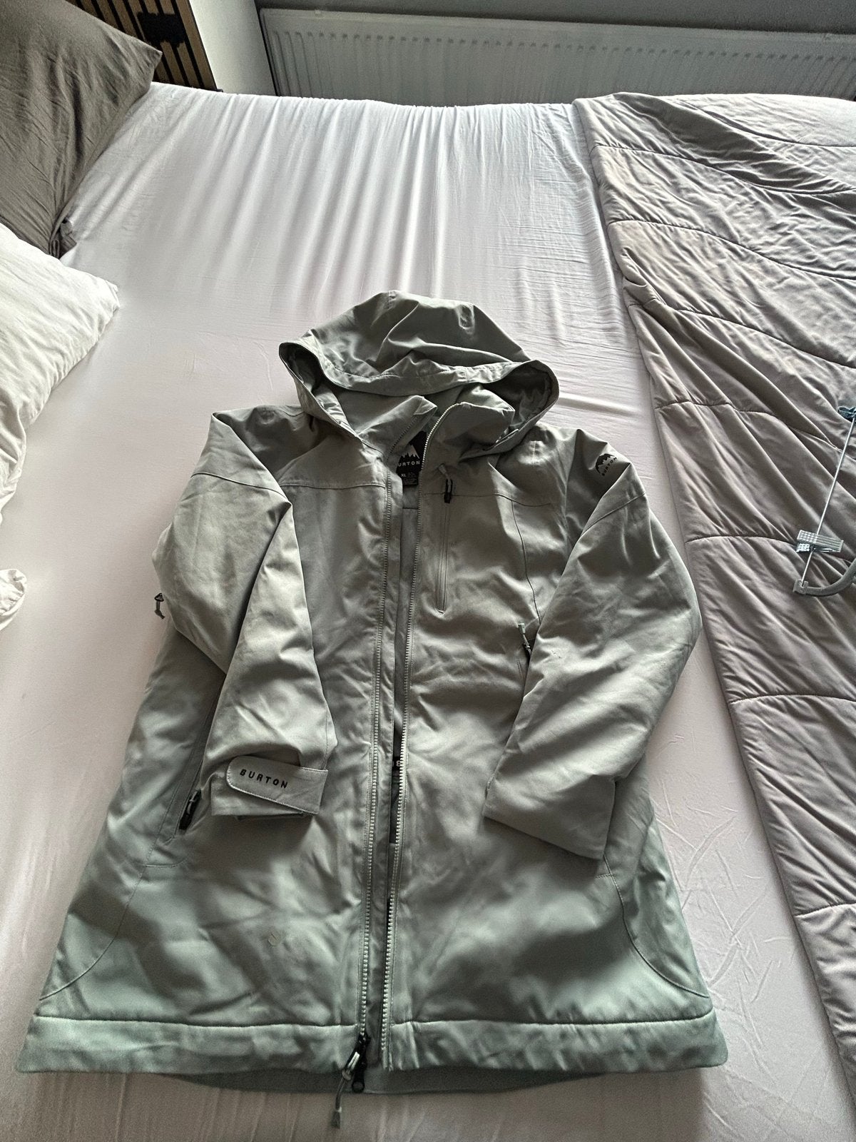 Burton Snowboard Jas en BIB (tuinbroek) Petrol Green Maat XL, Ophalen, Zo goed als nieuw, Maat 42/44 (L), Pak