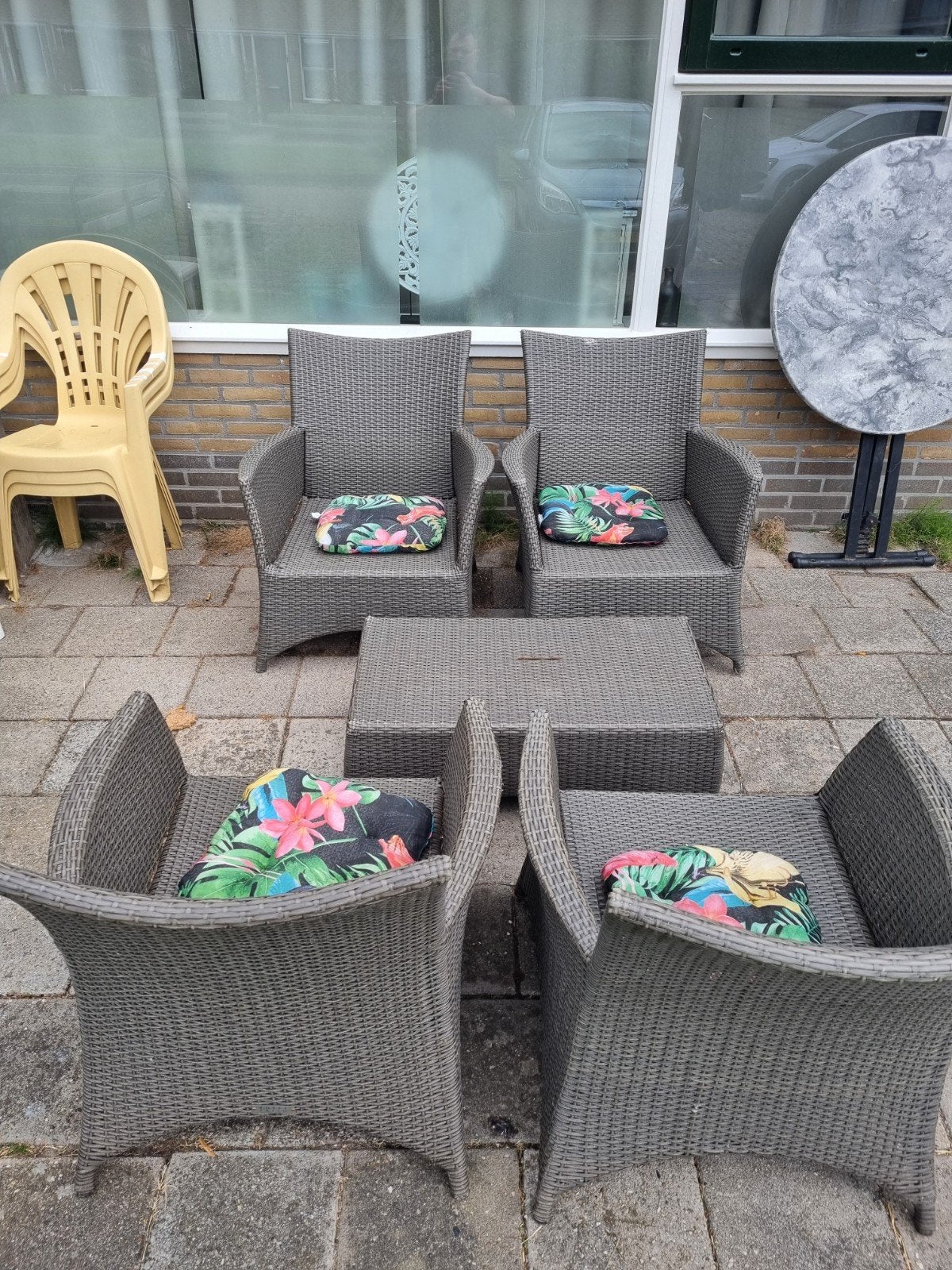 Royal Patio Wicker Loungeset - 4 Stoelen en Tafel, Tuin en Terras, Ophalen
