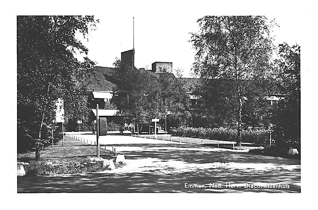 948992	Emmen	ziekenhuis	Diaconessenhuis	1951	Gelopen, Ophalen of Verzenden, 1940 tot 1960, Gelopen, Drenthe