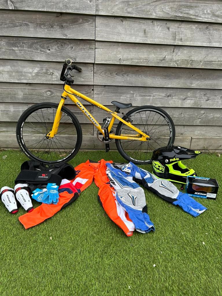 BMX fiets Intense 20 inch complete uitrusting, Fietsen en Brommers, Fietsen | Crossfietsen en BMX, Ophalen, Gebruikt, Staal, 16 tot 20 inch