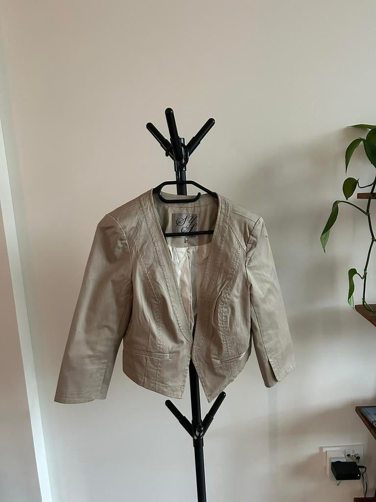Beige blazer maat 36 Steps, Kleding | Dames, Beige, Ophalen of Verzenden, Zo goed als nieuw, Jasje