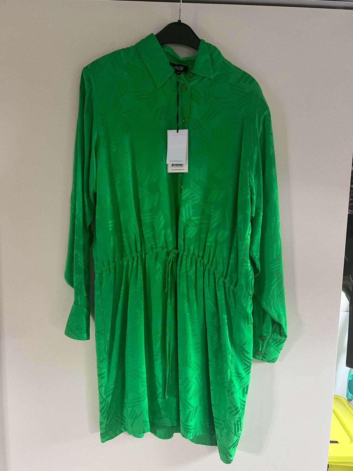 Prachtige jurk, Maat 38/40 (M), Nieuw, Ophalen of Verzenden, Boven de knie