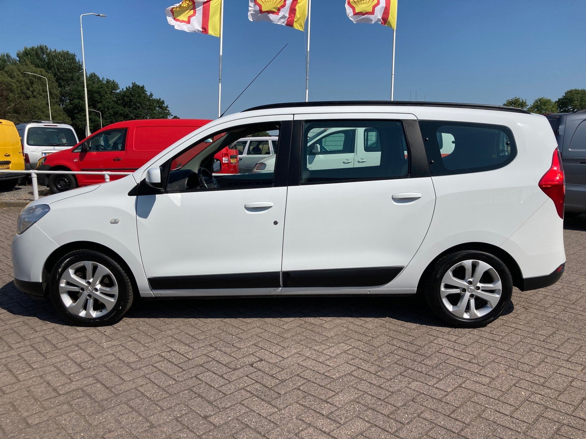 Dacia Lodgy 1.2 TCe Prestige 7persoons, Auto's, Voorwielaandrijving, Euro 5, Gebruikt, 4 cilinders