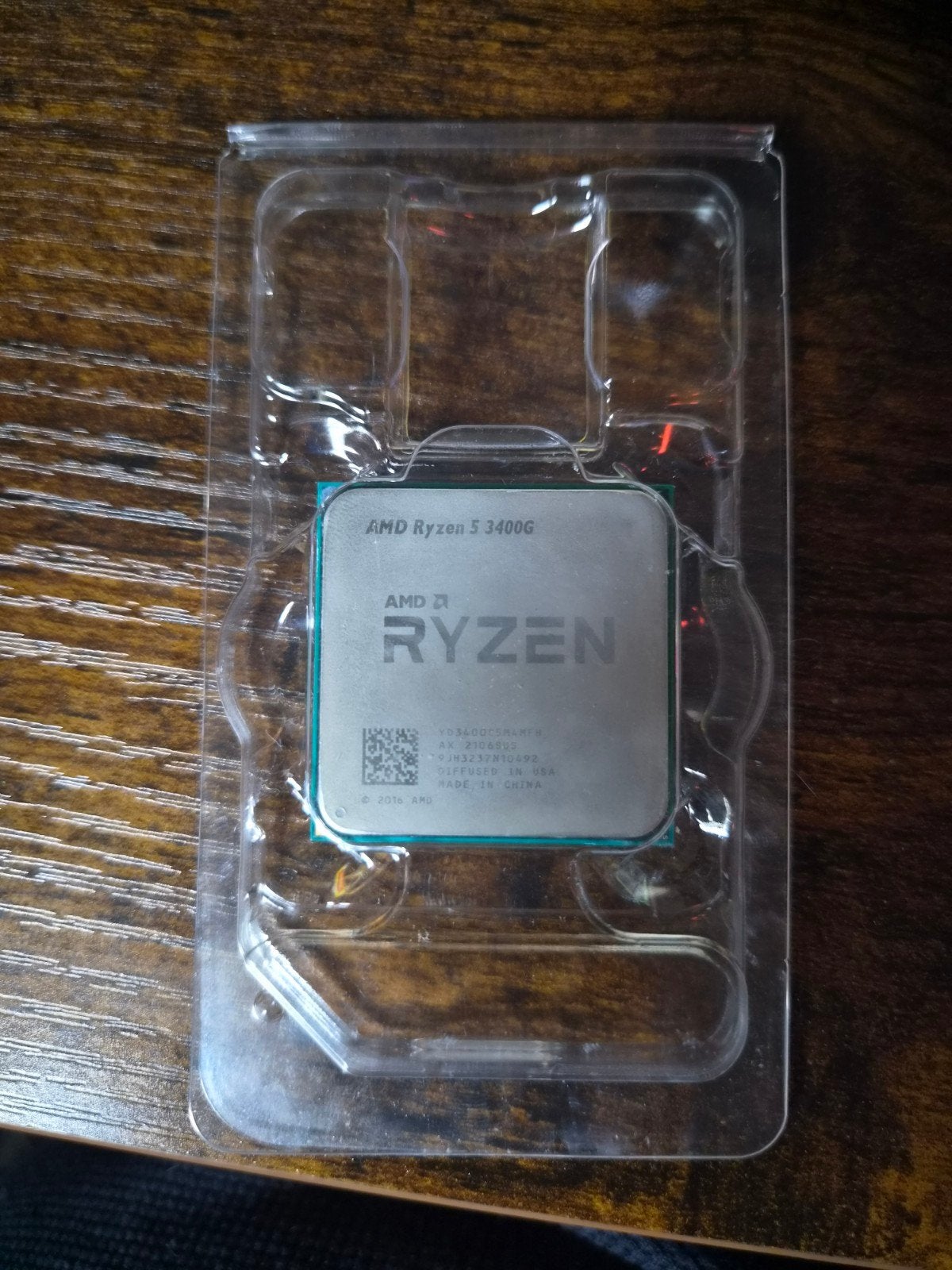 Ryzen 5 3400G+koeler van, Computers en Software, Processors, 4-core, Zo goed als nieuw, Socket AM4, 3 tot 4 Ghz