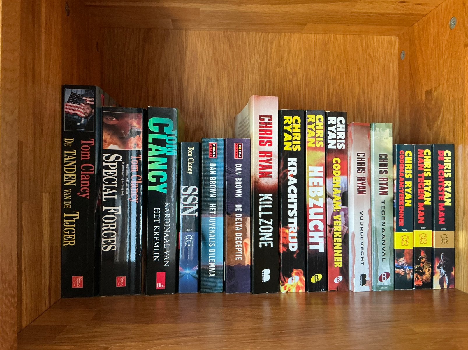 15 thrillers, Ophalen of Verzenden, Zo goed als nieuw