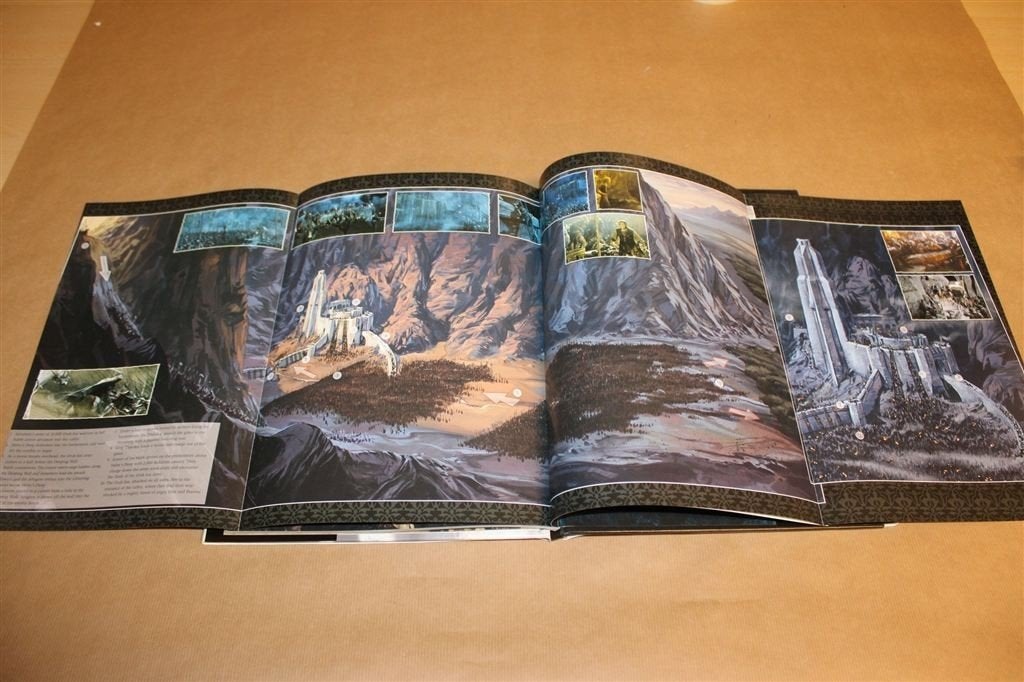 Lord of the Rings Two Towers — Visuele Filmgids Groot Form., Boeken, Ophalen of Verzenden, Gelezen, Personen