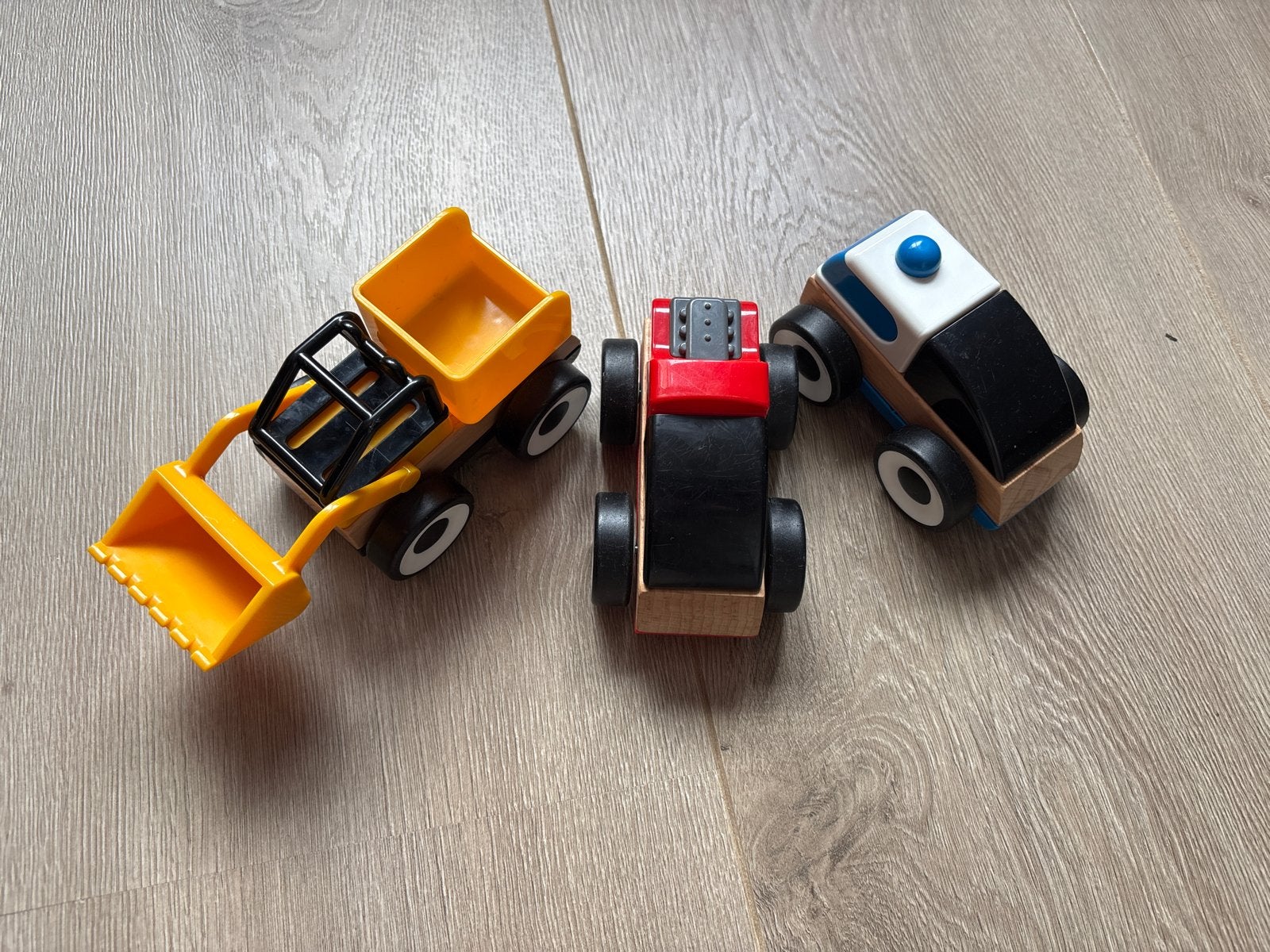 Ikea LILLABO houten auto's - set van 3, Ophalen, Zo goed als nieuw