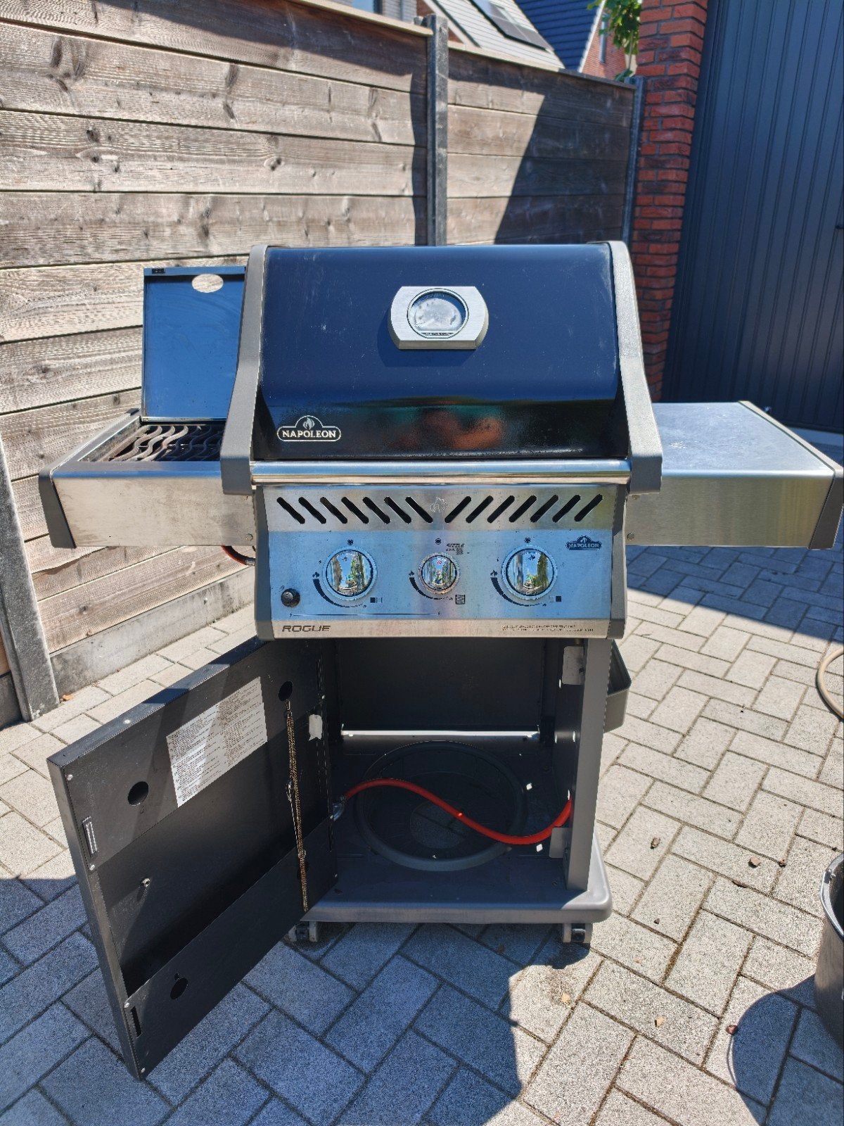 Napoleon Rogue Gasbarbecue - in zeer goede staat!, Tuin en Terras, Gasbarbecues, Ophalen, Gebruikt, Napoleon
