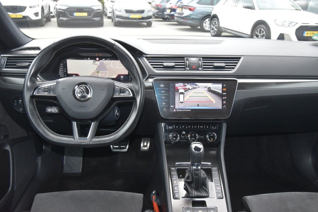Skoda Superb Combi 1.4 TSI iV Sportline Business , TREKHAAK, Auto's, Skoda, Gebruikt, 63 km, Hybride Elektrisch/Benzine, 1600 kg
