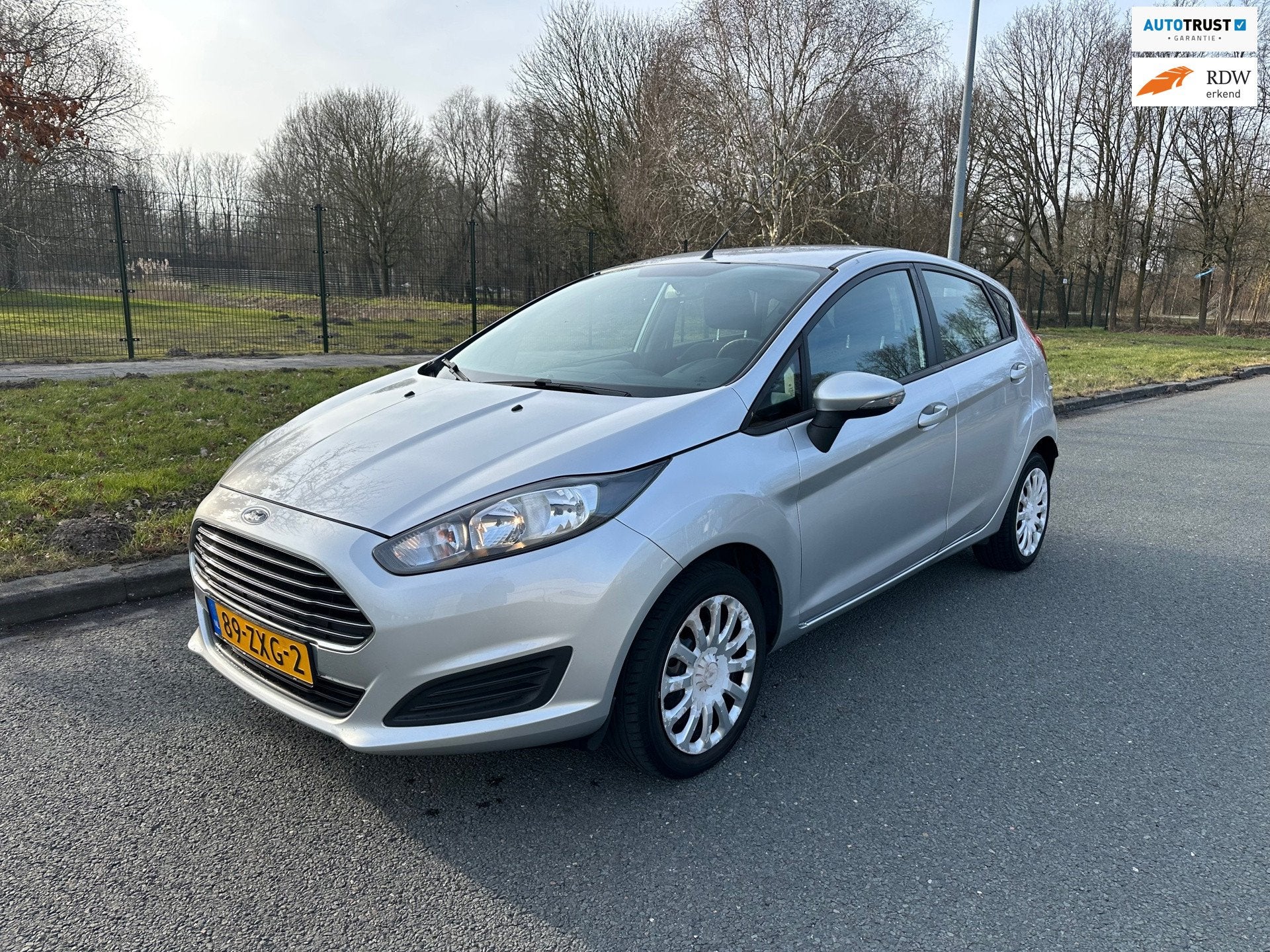 Ford Fiesta 1.0 Champion 5drs met 127000 dkm op teller, Euro 5, 525 kg, 23 km/l, Origineel Nederlands