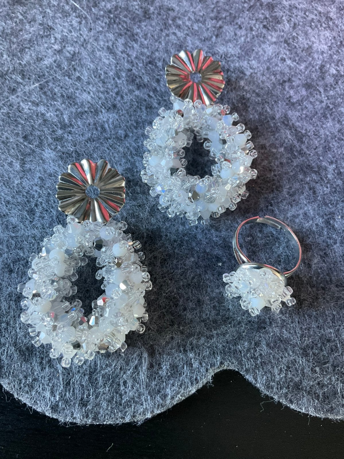 Oorbellen en ring lott lal, Sieraden, Tassen en Uiterlijk, Ophalen of Verzenden, Nieuw, Overige materialen, Hangers