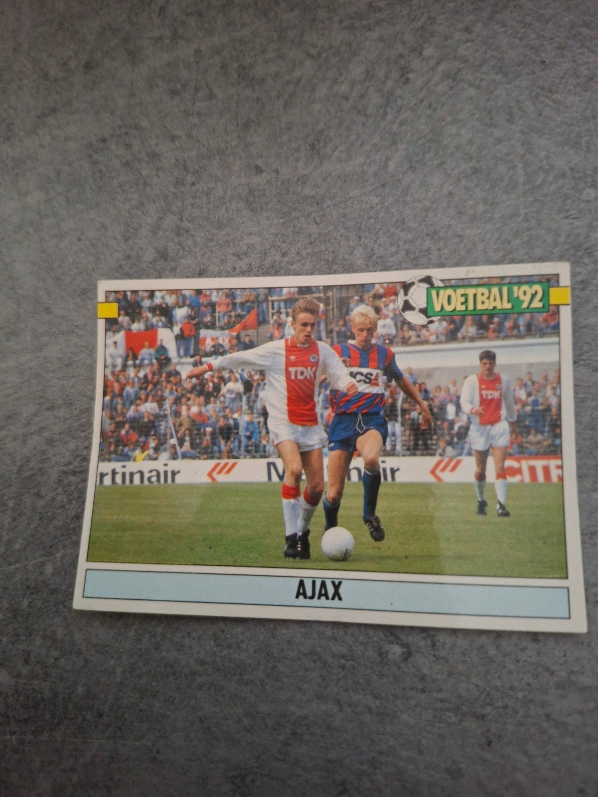 Panini sticker Voetbal 92. Actiefoto Richard Witschge Ajax., Ophalen of Verzenden, Zo goed als nieuw, Sticker