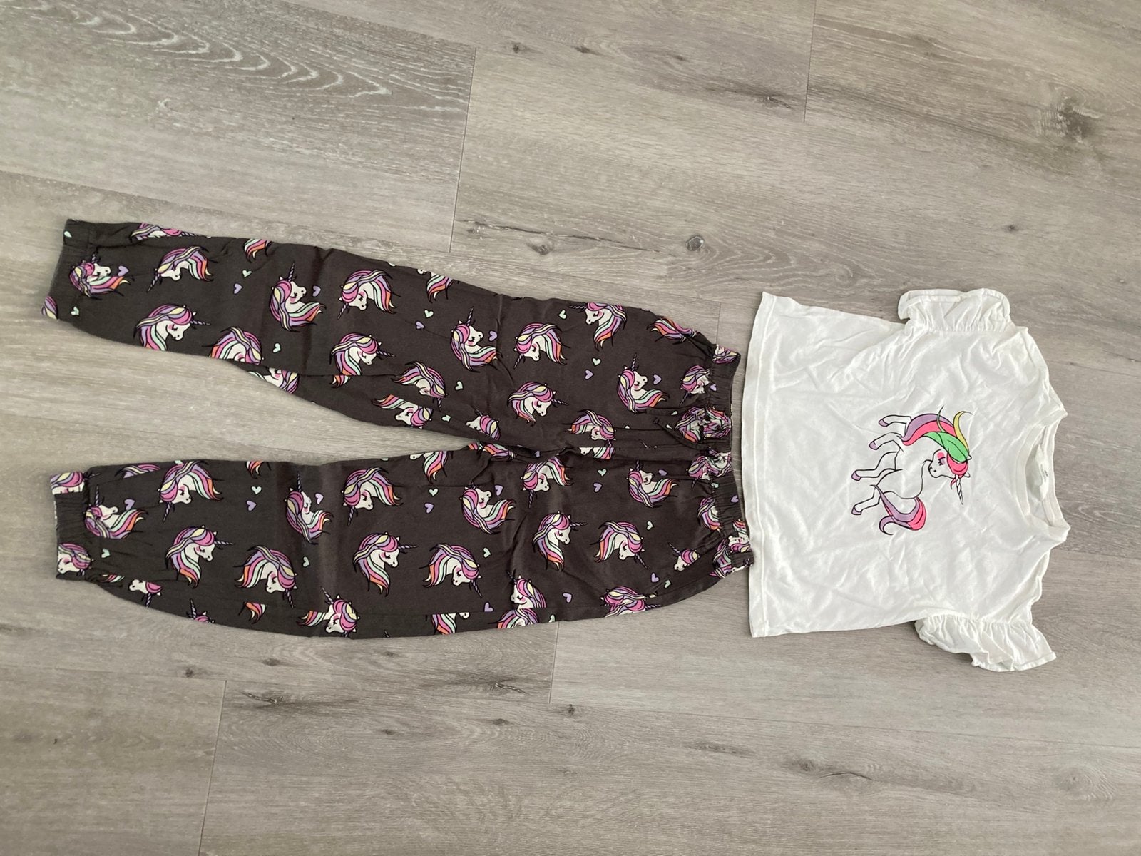 Leuke set broek met top maat 134, Kinderen en Baby's, Kinderkleding | Maat 134, Verzenden, Zo goed als nieuw, Meisje, Setje