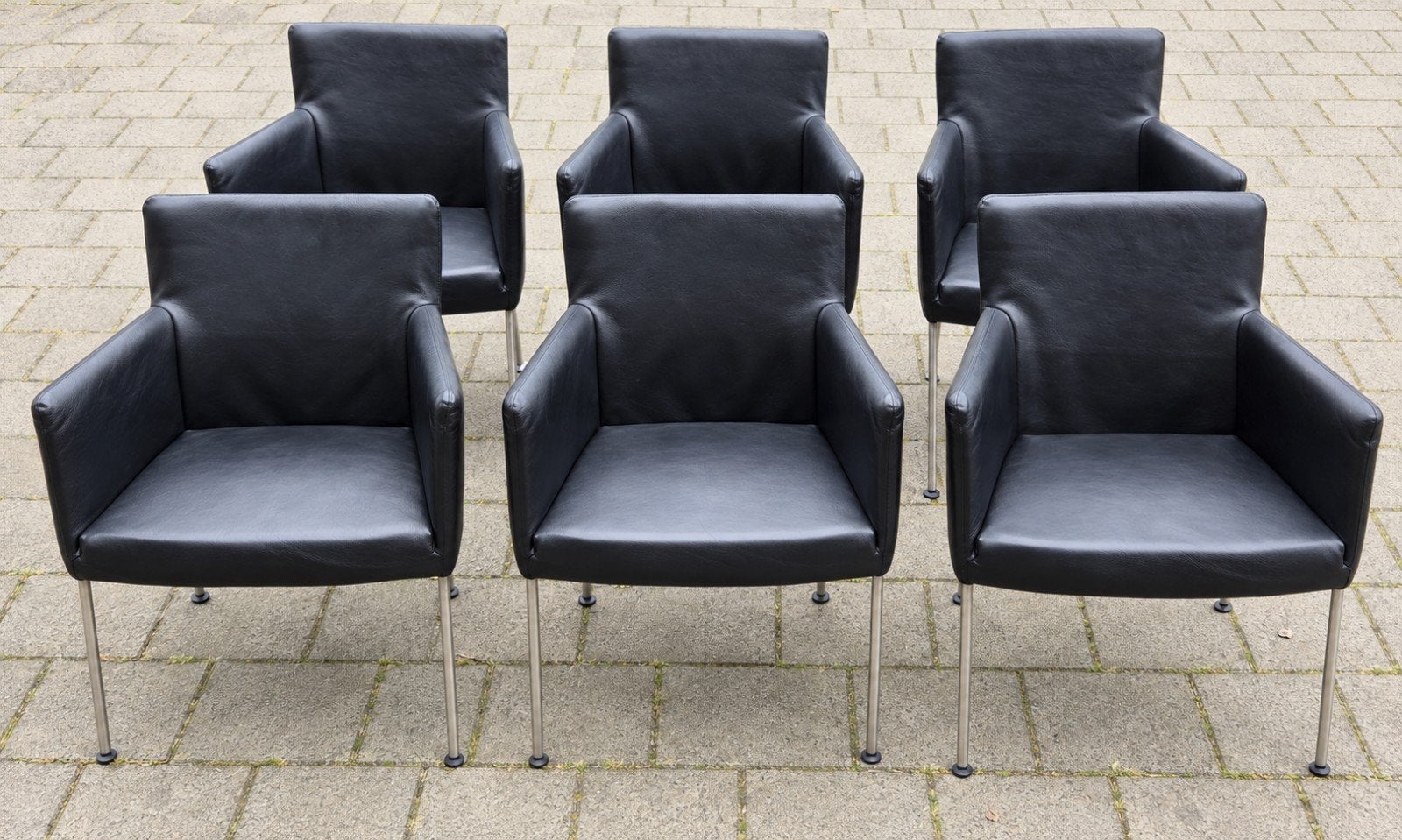 6 LABEL design armstoelen in zwart leer rvs poten kuip stoel, Ophalen, Zwart, Zo goed als nieuw, Vijf, Zes of meer stoelen