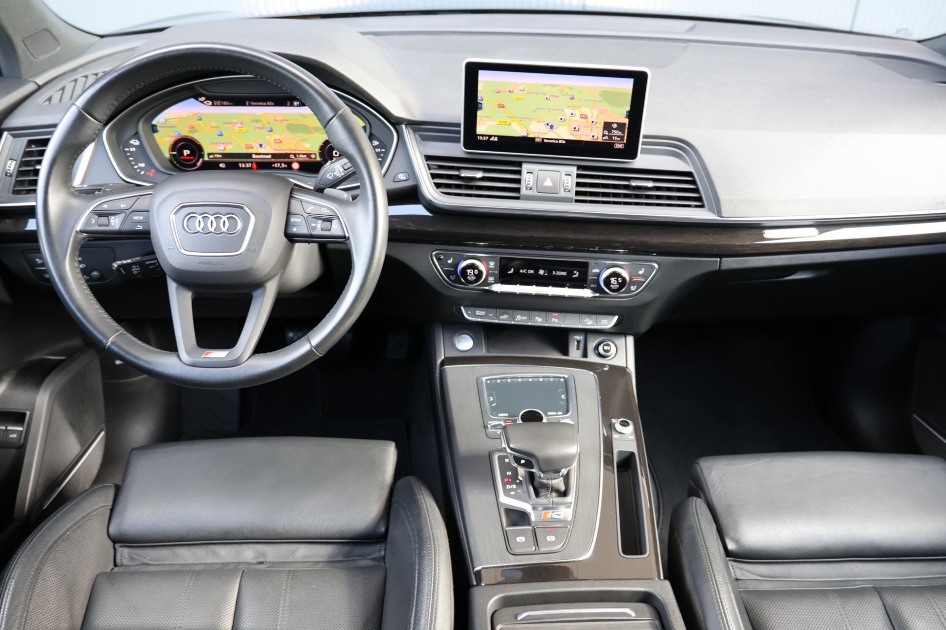 Audi Q5 55 TFSI e Quattro Competition | B&O | 360 camera | a, Auto's, Automaat, Dealer onderhouden, 1750 kg, 4 cilinders