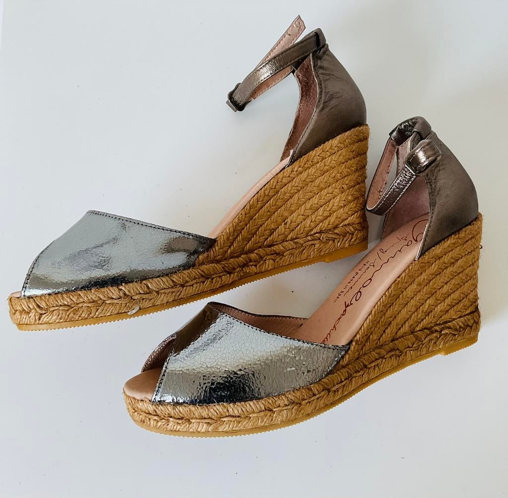 Gaimo espadrilles, brons,zilver achtig, maat 42, Overige kleuren, Nieuw, Ophalen of Verzenden, Espadrilles of Moccasins