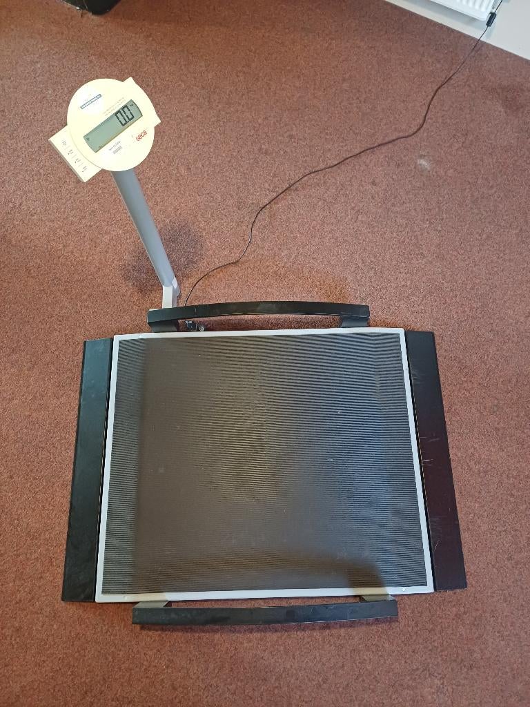 Digitale rolstoelweegschaal / plateau weegschaal, Witgoed en Apparatuur, Weegschalen, Ophalen, Gebruikt, 1 tot 500 gram, 100 kg of meer