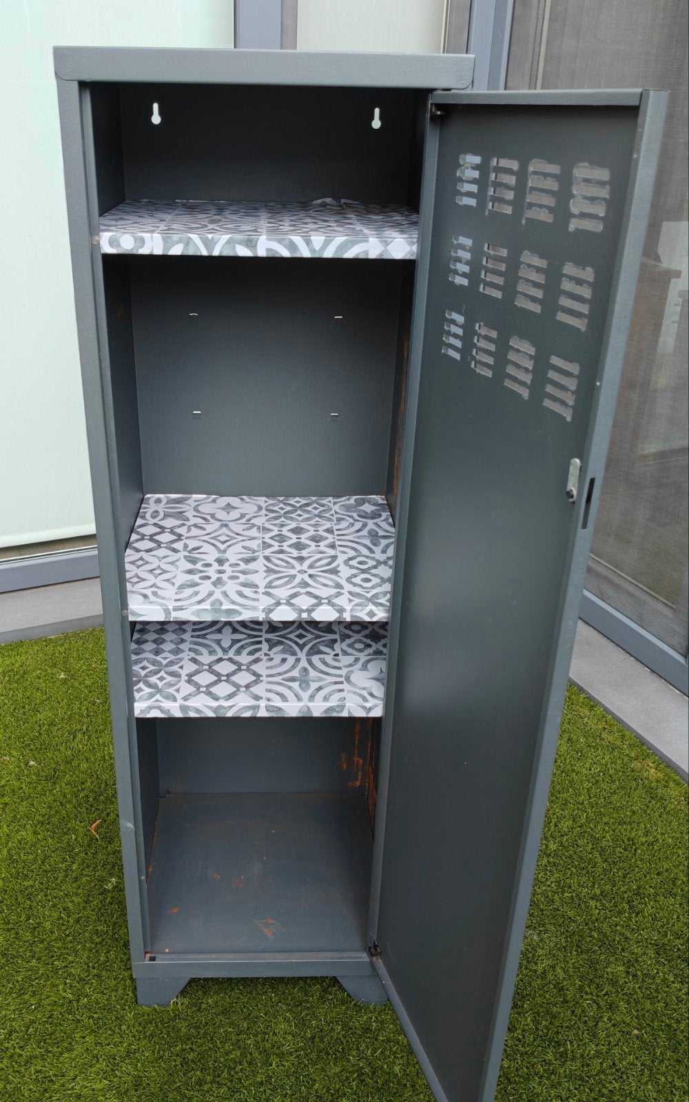 Metalen kastje met planken - 133x40x40 cm, Ophalen, Gebruikt, Industrieel, Modern