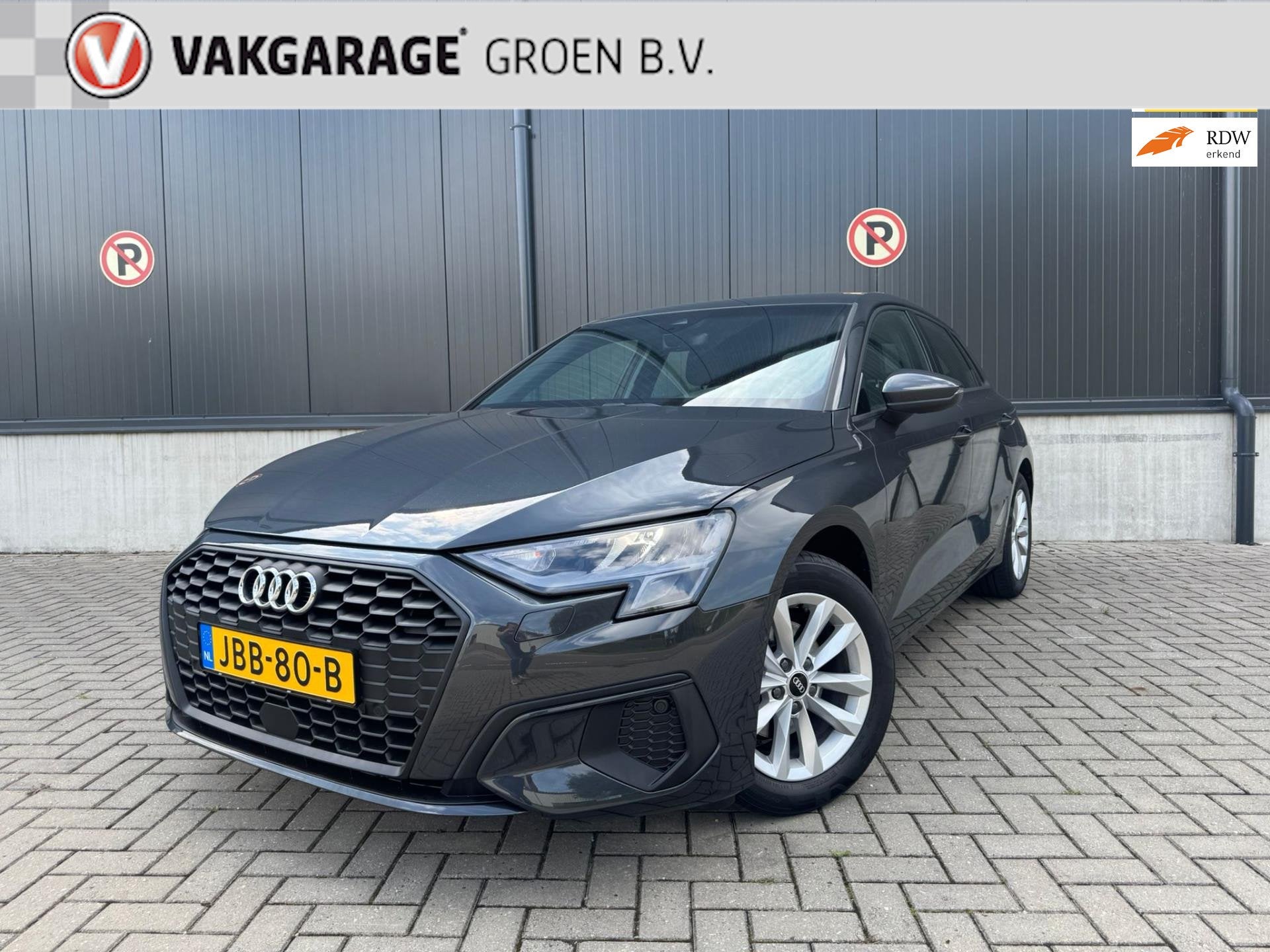 Audi A3 SPORTBACK 30 TFSI S edition /cruise adaptief /climat, Auto's, Audi, 1195 kg, Gebruikt, Automatische klimaatregeling, Leder