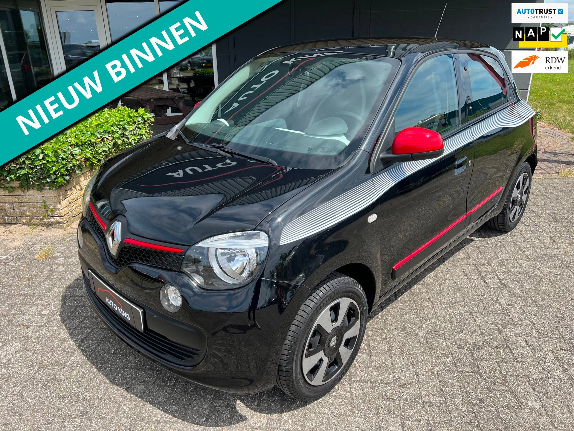 Renault Twingo 1.0 SCe Collection AIRCO/SN BEGR/5DRS APK+NAP, 21 km/l, Gebruikt, 4 stoelen, Zwart