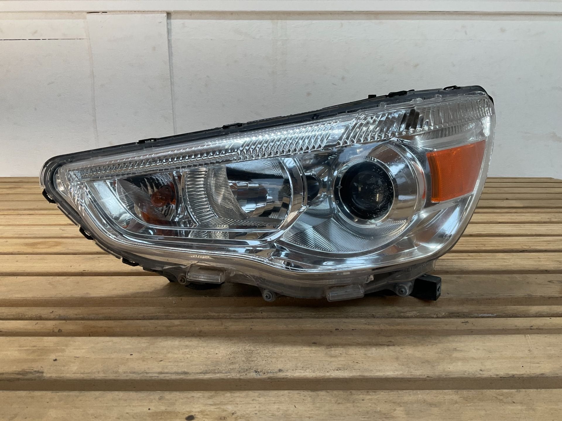 Koplamp Mitsubishi ASX PBTPETTD20 Links B4-355, Info@mitsubishi-motors.com, Gebruikt, Mitsubishi Motors Corporation, Ophalen of Verzenden