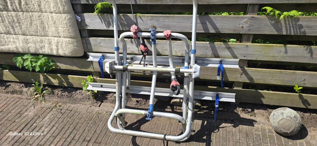 OMNI-BIKE+ fietsendrager voor 2 fietsen, Auto diversen, Fietsendragers, Ophalen of Verzenden, 2 fietsen, Gebruikt, Elektrische fiets