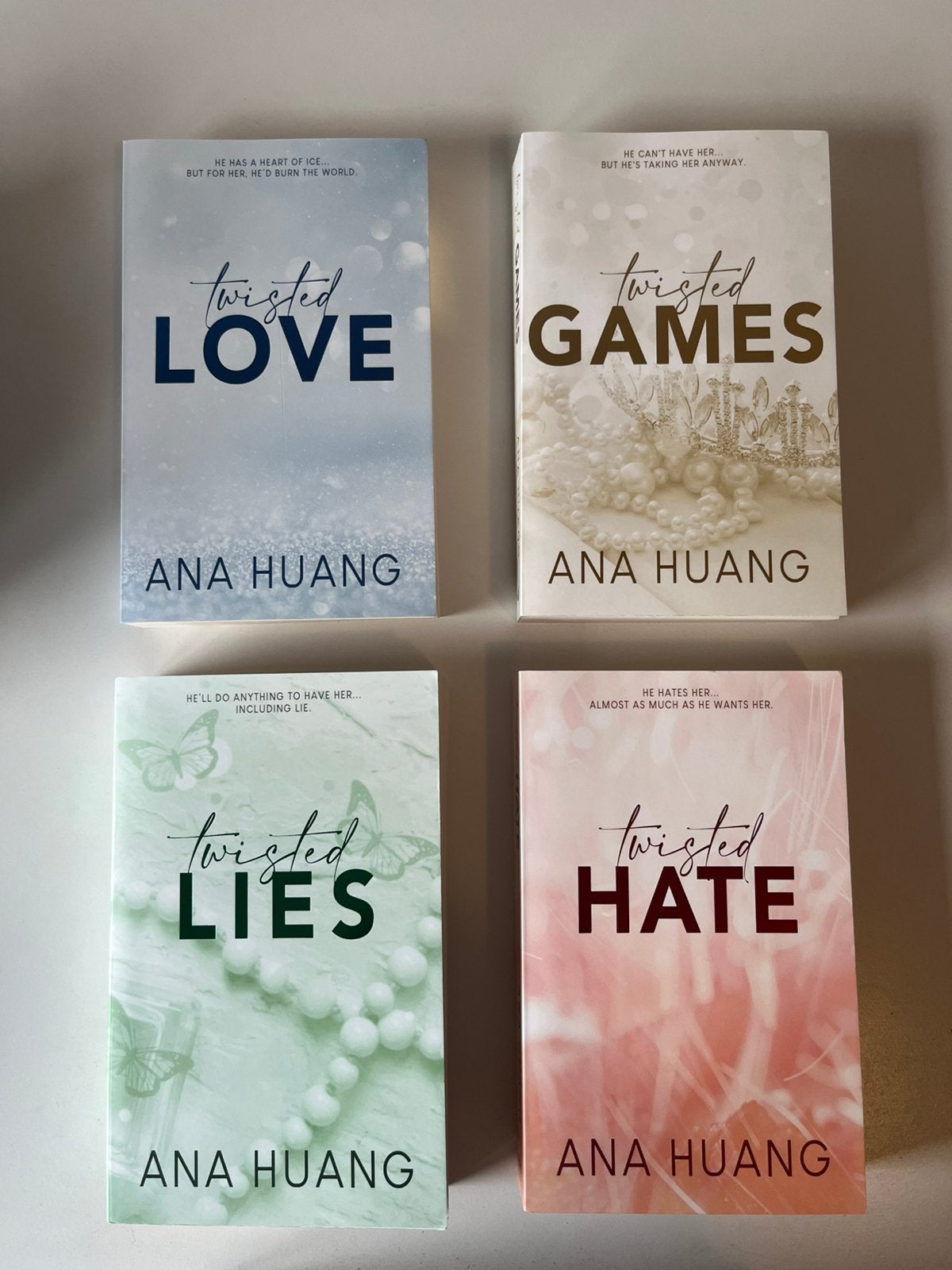 Ana Huang - Twisted boekenset, Ophalen of Verzenden, Zo goed als nieuw, Nederland, Ana Huang
