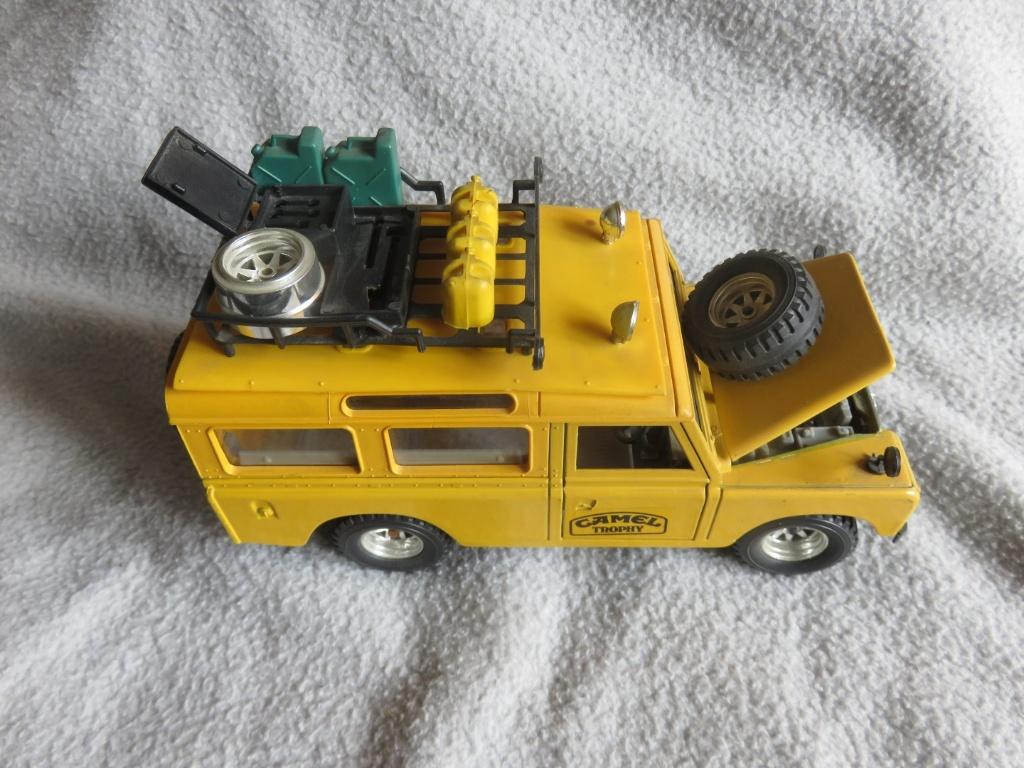 Bburago Land Rover Camel Trophy model auto  1/24 Italy 0167, Overige merken, Auto, 1:32 tot 1:50, Ophalen of Verzenden