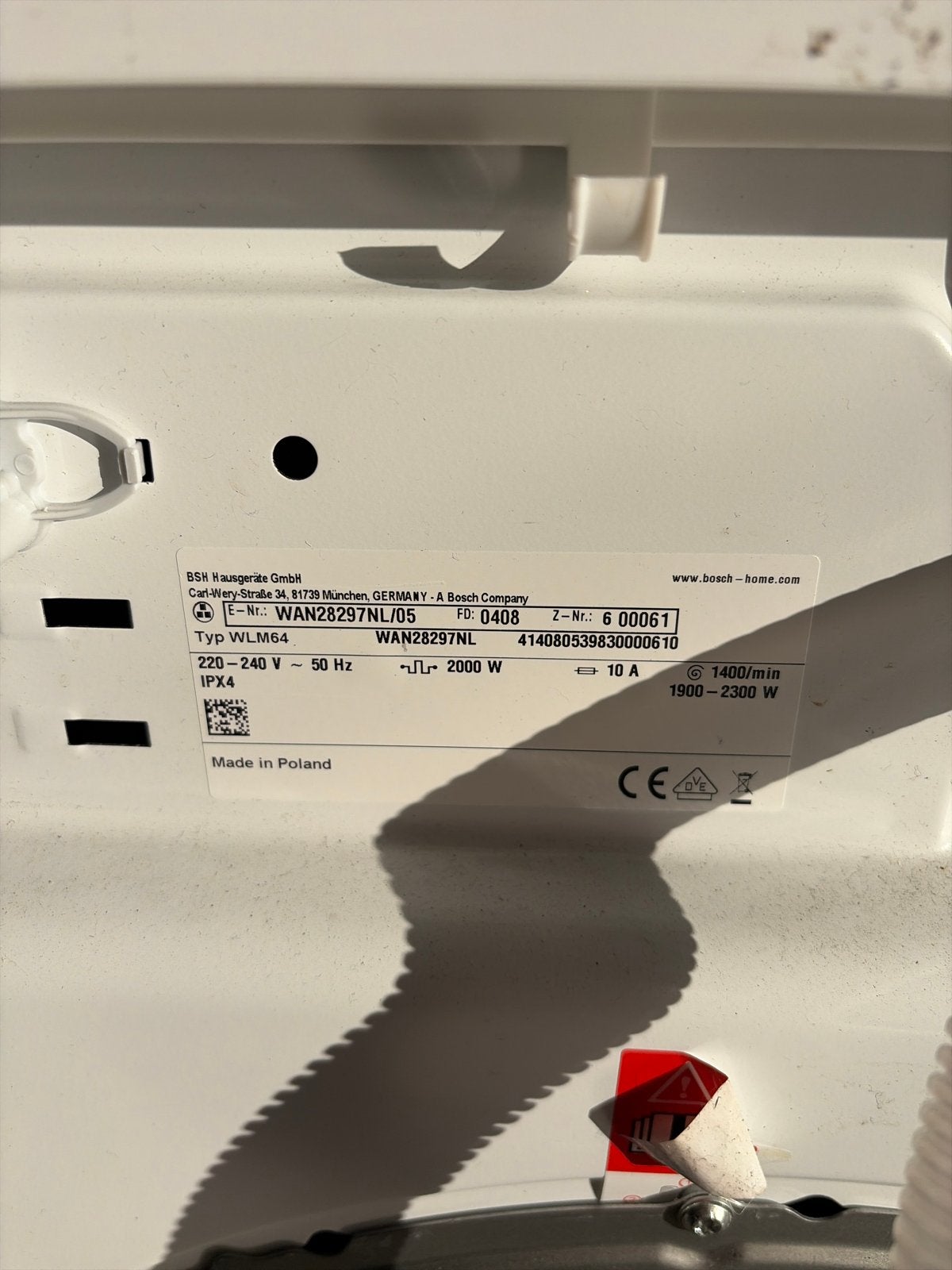 Bosch Wasmachine defect 2,5 jaar oud, Ophalen, Zo goed als nieuw, Voorlader, 85 tot 90 cm