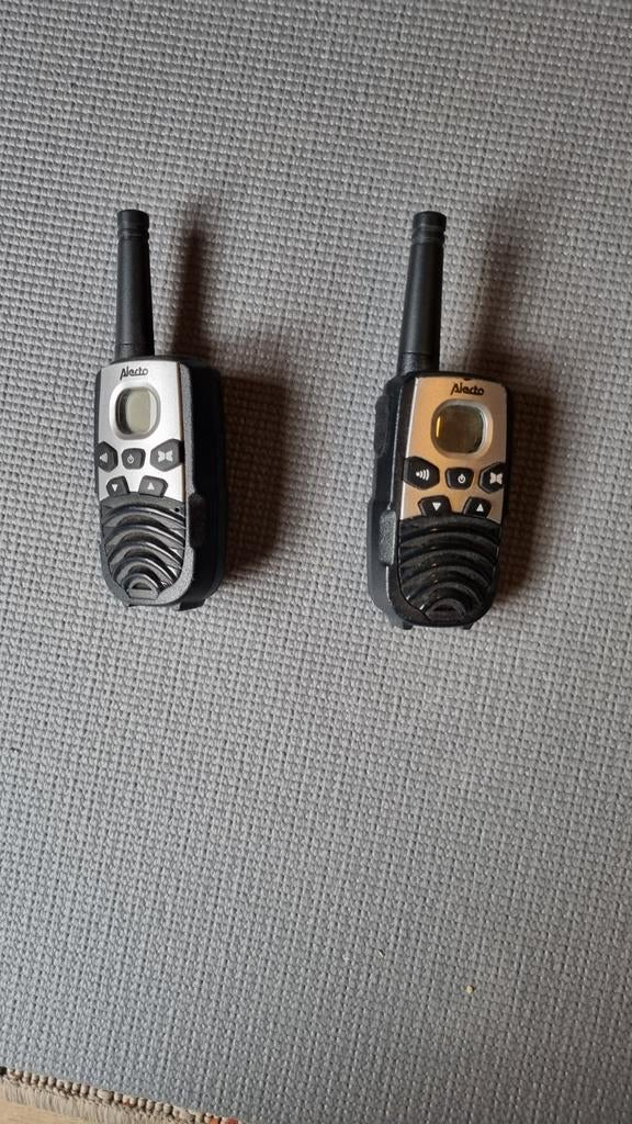 Set walkie talkies - 8 kanalen, gebruikt, Minder dan 2 km, Gebruikt, Ophalen of Verzenden, Portofoon of Walkie-talkie
