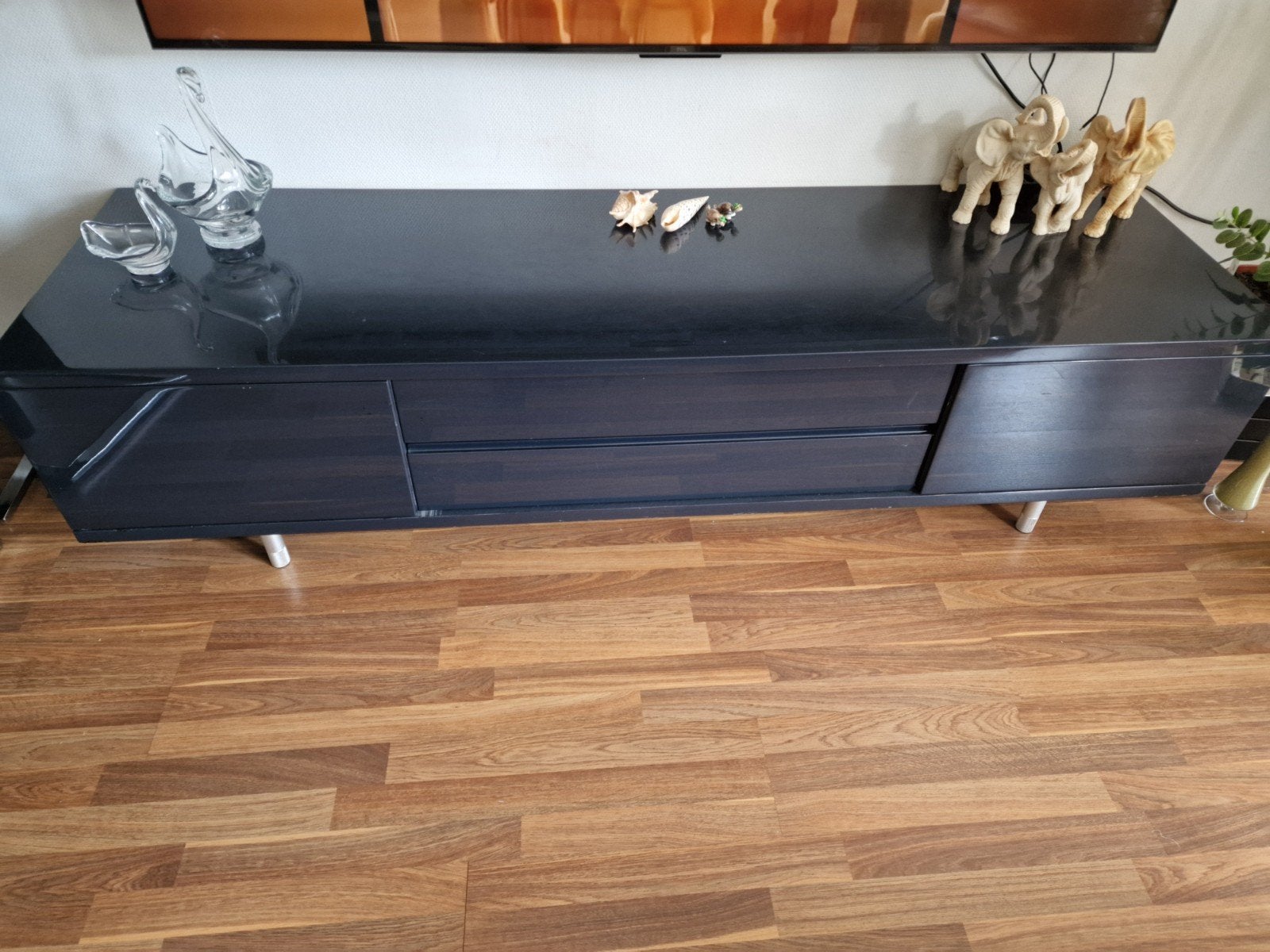 tv kast, Ophalen
