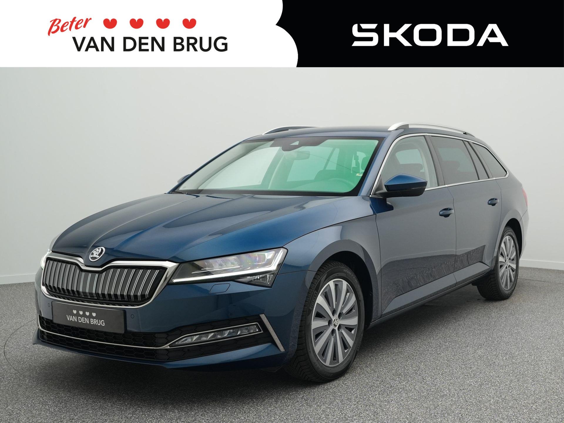 Skoda Superb Combi 1.4 TSI iV Business Edition | Trekhaak |, Stof, Gebruikt, 4 cilinders, Blauw