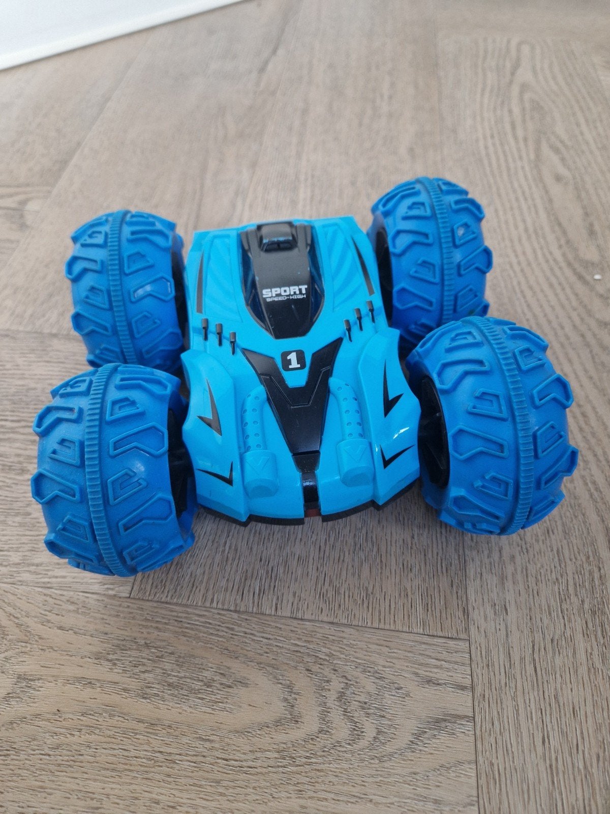 bestuurbare stuntauto met afstandsbediening, Elektro, Gebruikt, Auto offroad, Ophalen of Verzenden