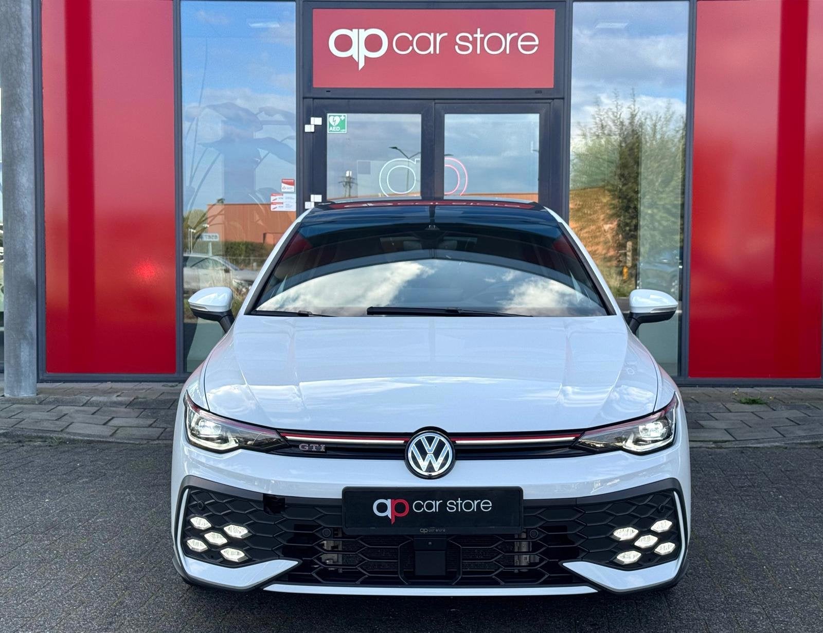 Volkswagen GOLF 2.0 TSI GTI Vol ! | Panorama | IQ-Lights | H, Voorwielaandrijving, 730 kg, Gebruikt, Euro 6