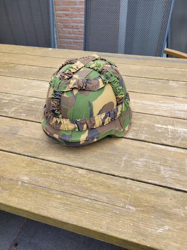Kevlar helm maat M met cover. Koopje, Ophalen of Verzenden