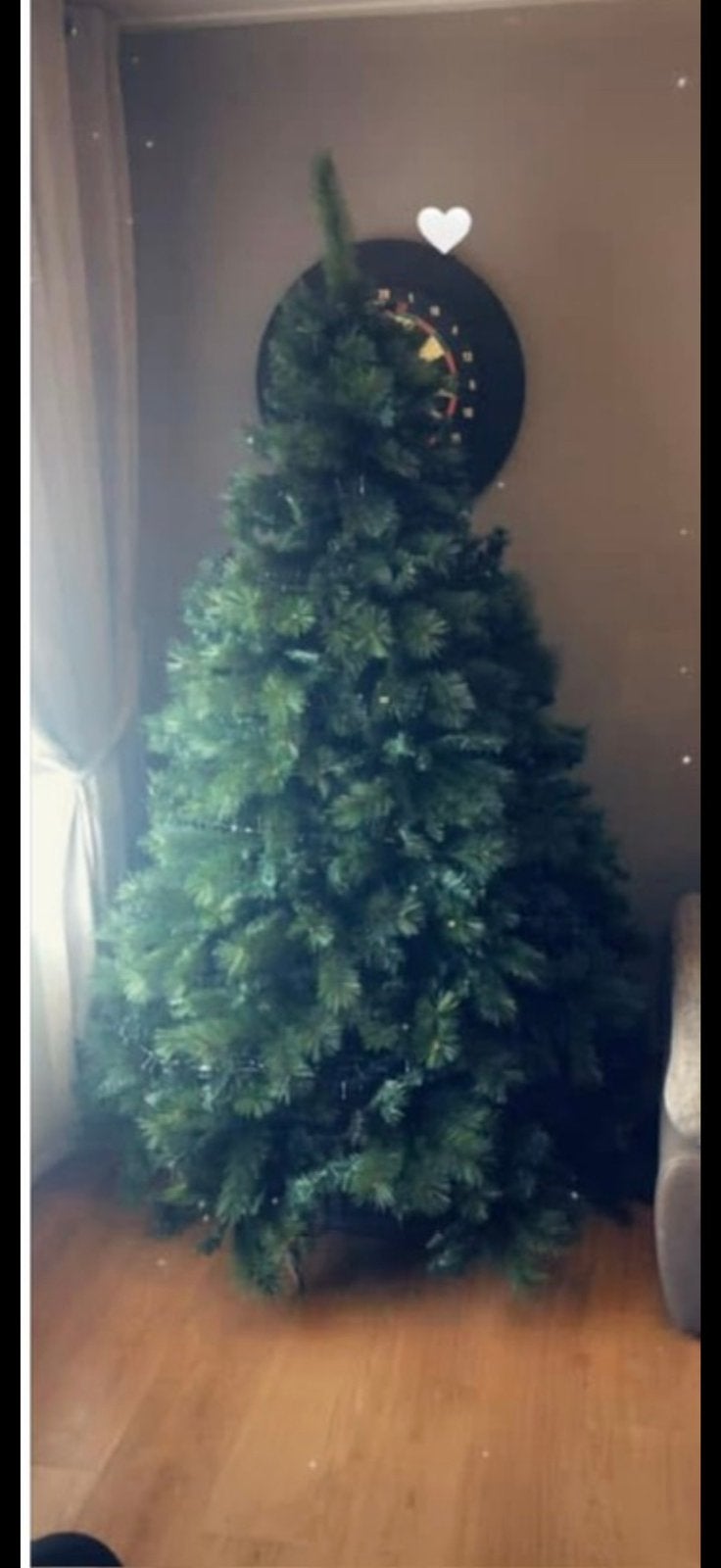 Kerstboom 2.10 hoog, Ophalen, Zo goed als nieuw