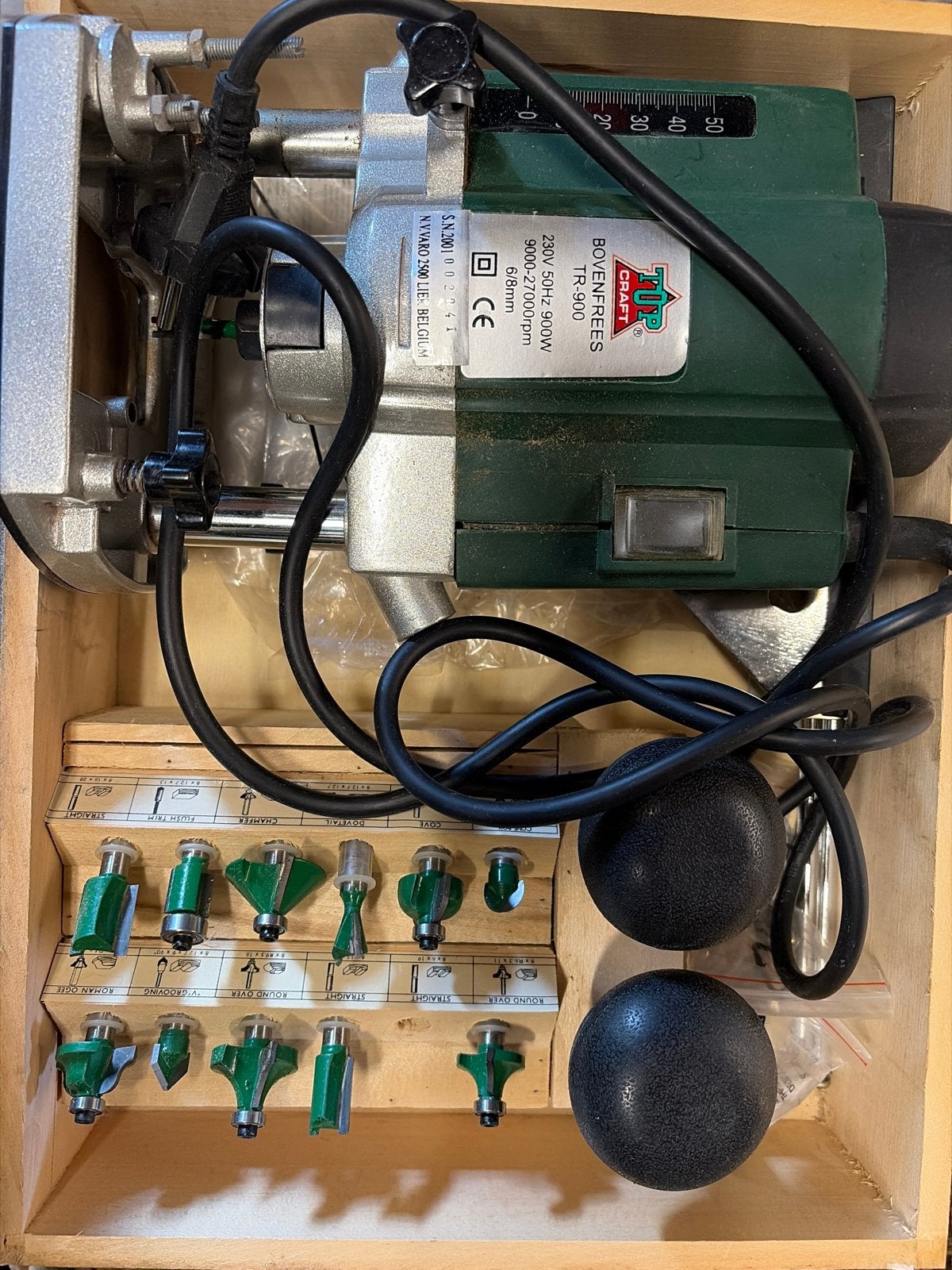 Bovenfrees TR-900 z.g.a.n. met diverse freesjes, Ophalen, Zo goed als nieuw, Elektrisch, Bovenfrees